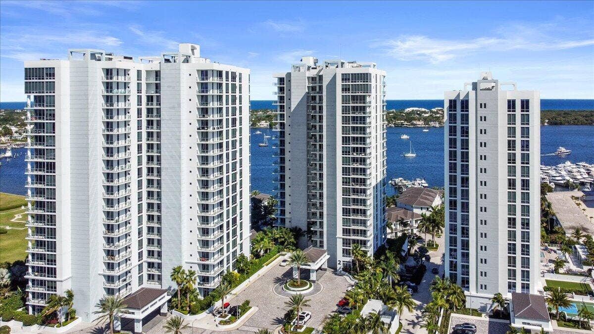 1 Water Club Way, #604, North Palm Beach, FL 33408 3 Towers