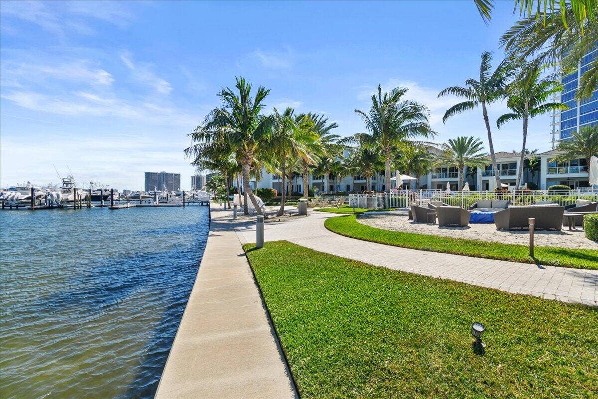 1 Water Club Way, #604, North Palm Beach, FL 33408 Intracoastal