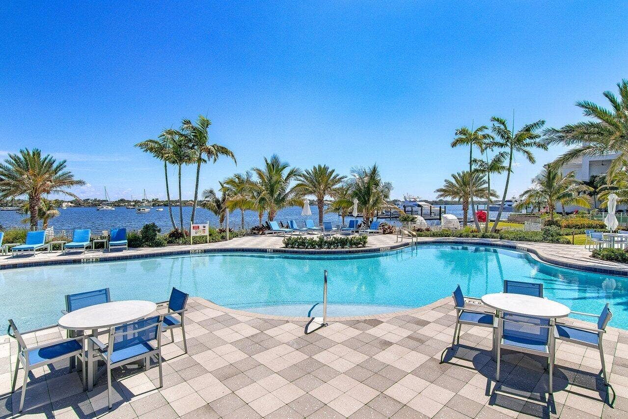 1 Water Club Way, #604, North Palm Beach, FL 33408 Resort pool