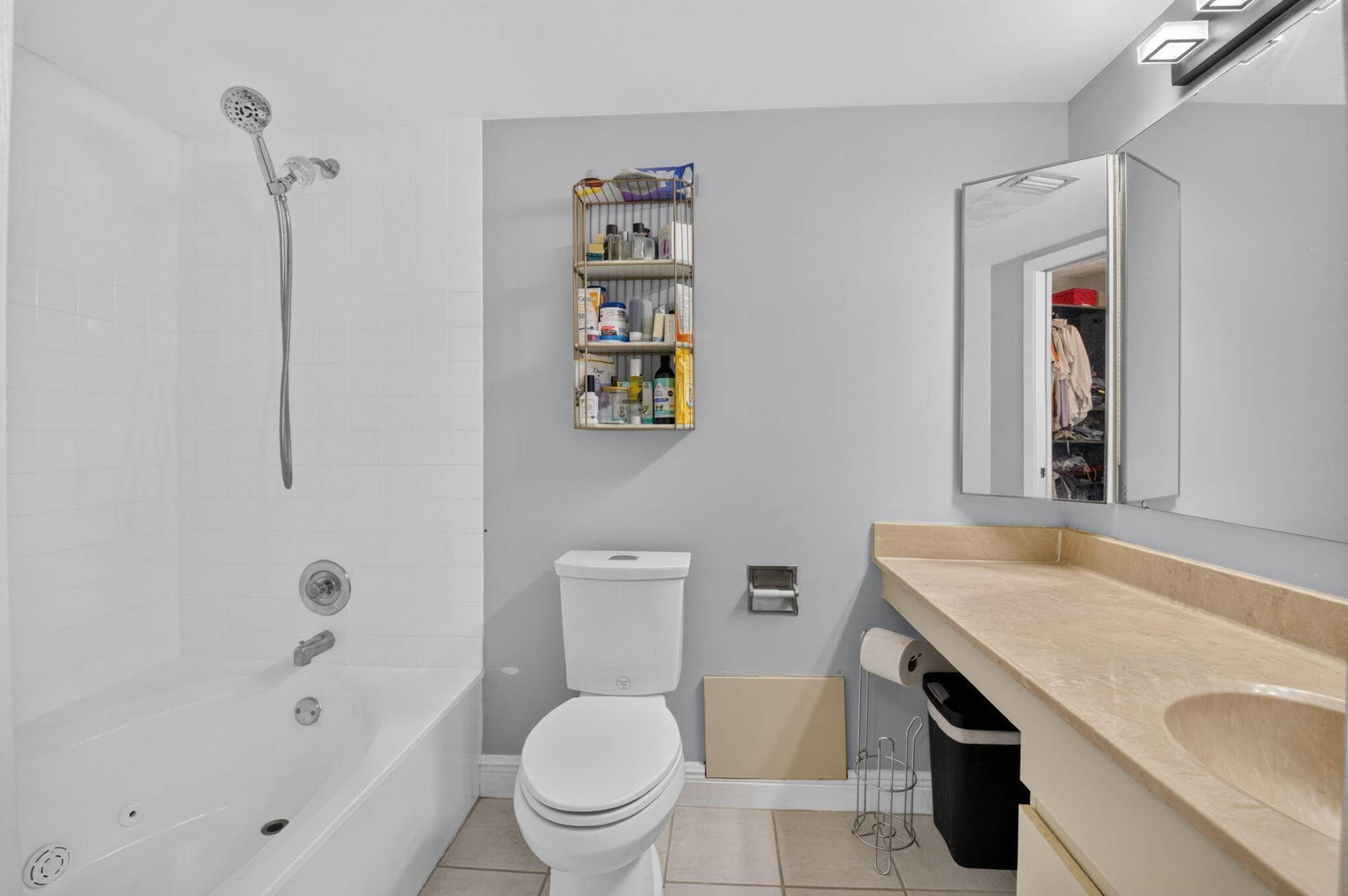 22976 Oxford Place, #C, Boca Raton, FL 33433 Primary Bathroom