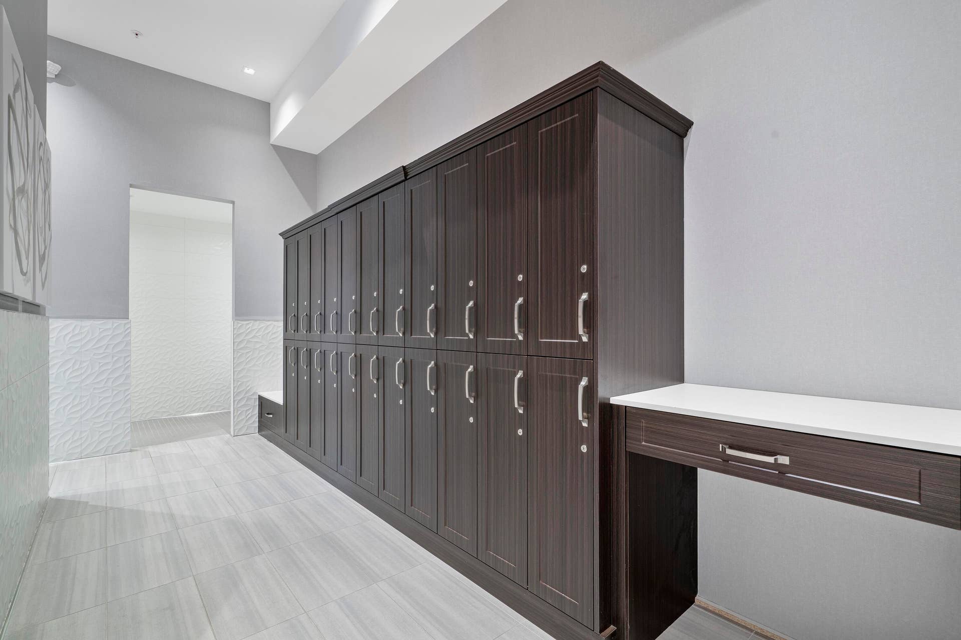12175 N Baypoint Circle, Parkland, FL 33076 #12 Locker Room