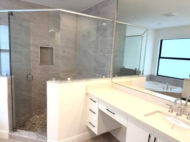 12175 N Baypoint Circle, Parkland, FL 33076 #11 New Master Bath