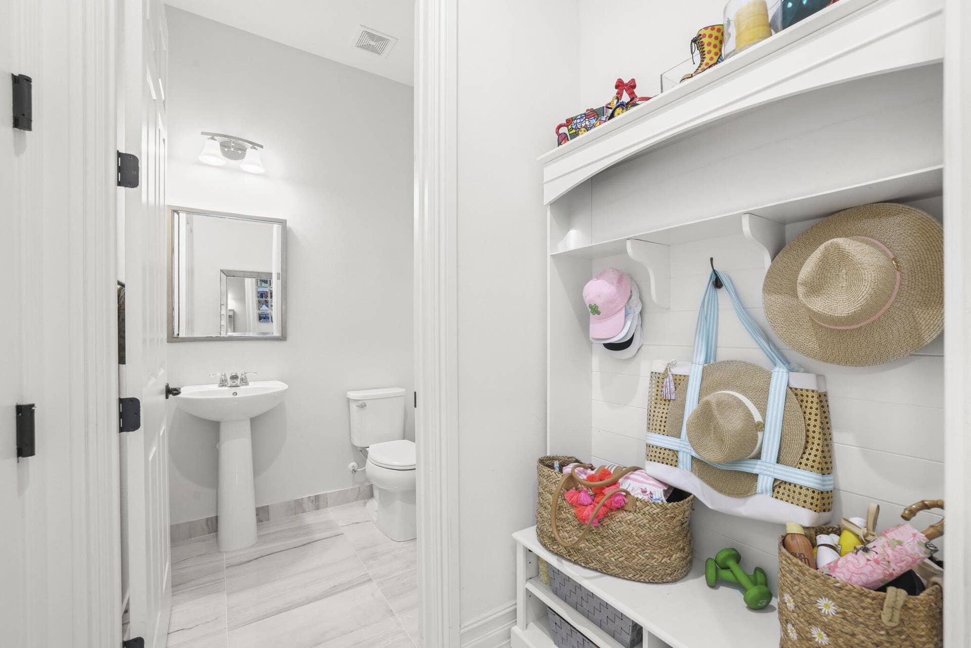 9031 Leon Circle W, Parkland, FL 33076 Mudroom
