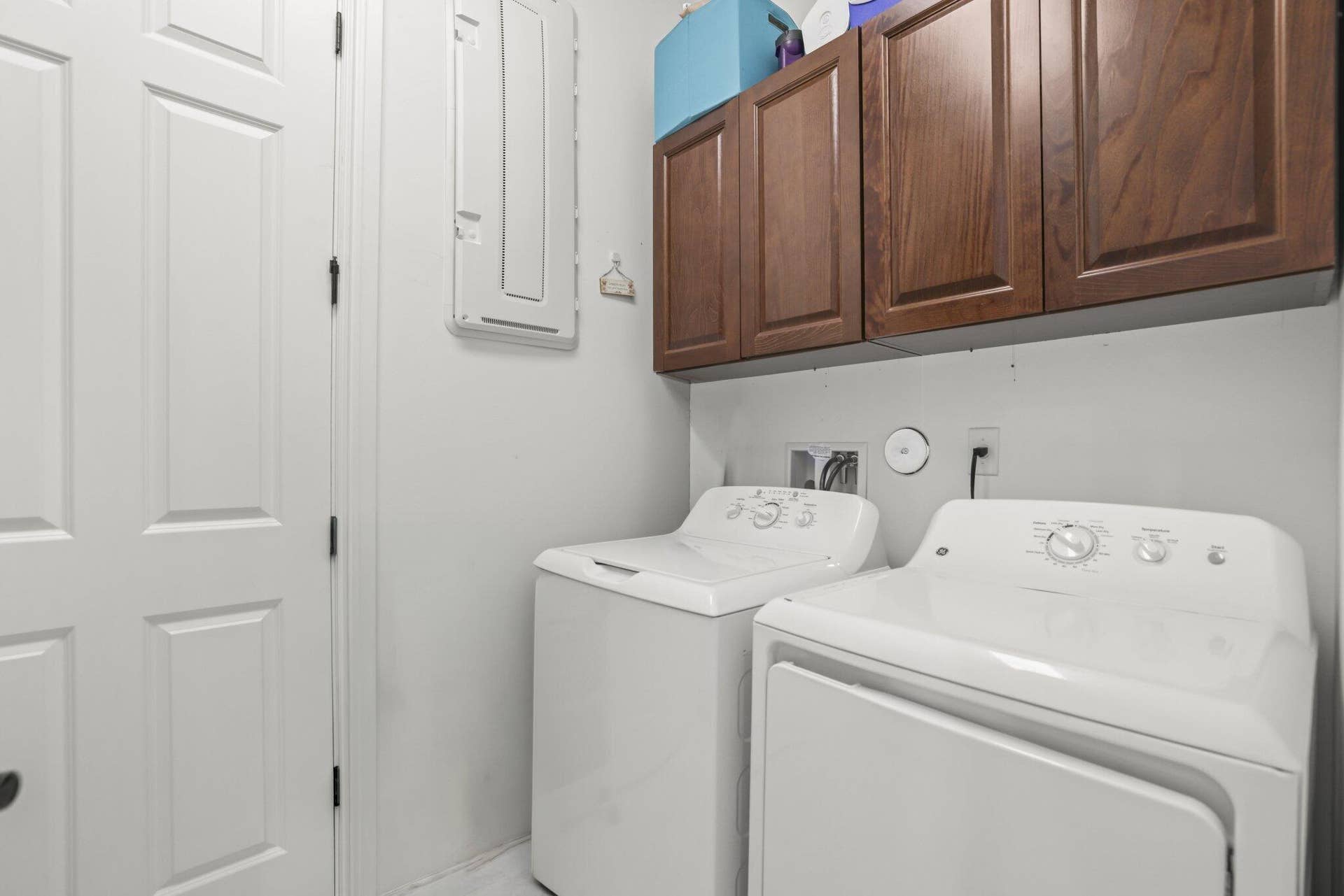 9031 Leon Circle W, Parkland, FL 33076 Laundry Room