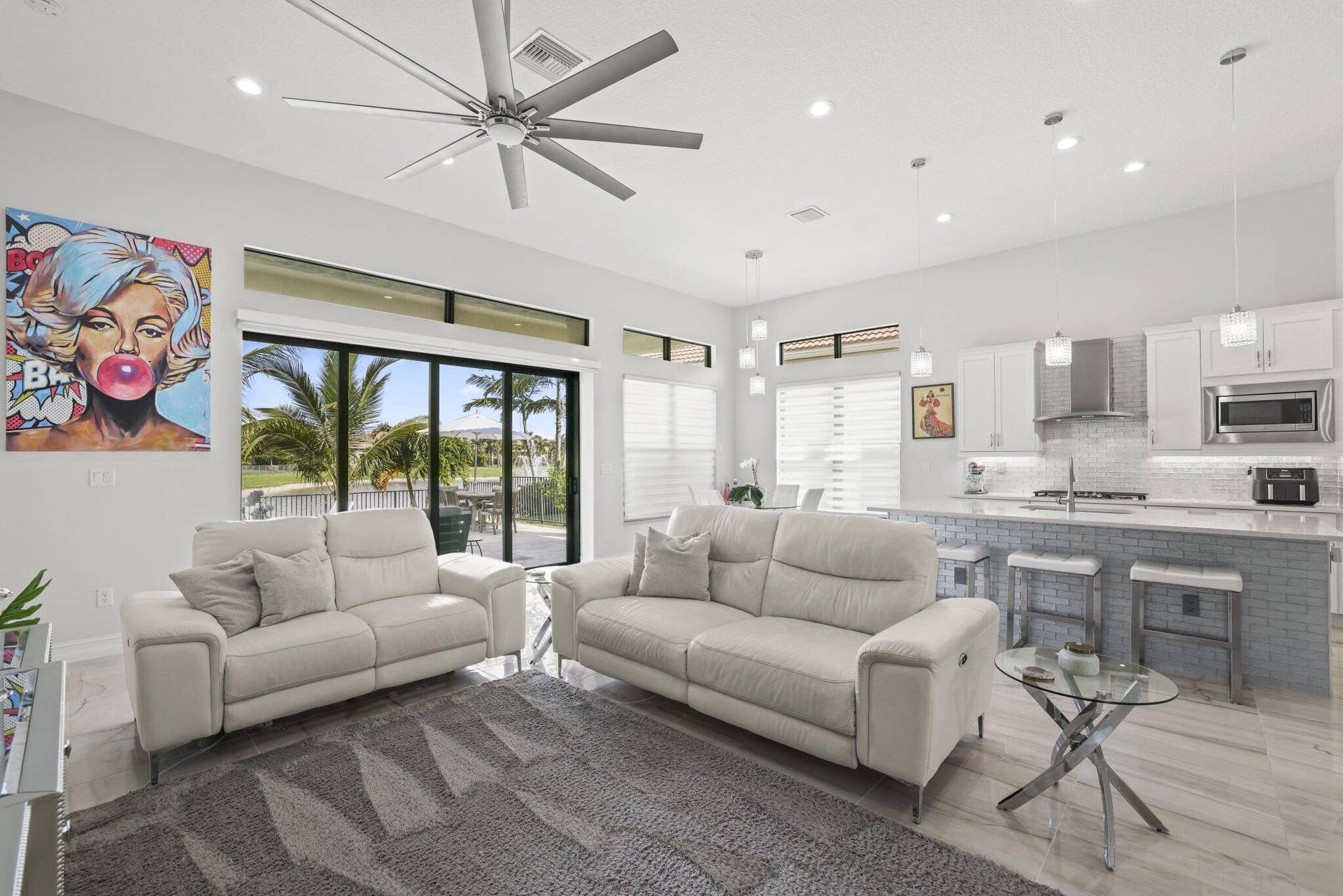 9031 Leon Circle W, Parkland, FL 33076 Greatroom / Kitchen