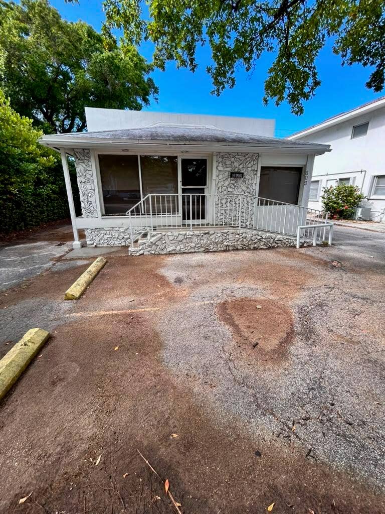 809 E Broward Boulevard, Fort Lauderdale, FL 33301 PHOTO-2026-06-05-19-48-03