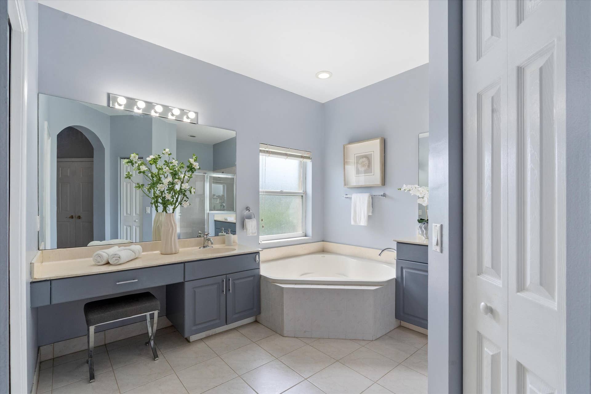 11259 NW 65th Manor, Parkland, FL 33076 14-primary-bath-11259-nw-65th-manor
