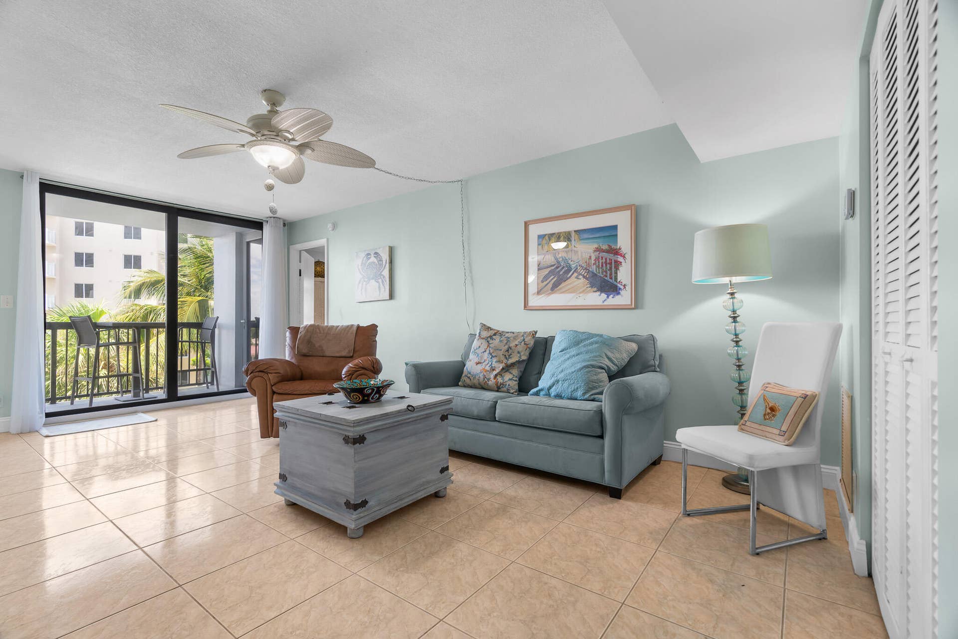 1361 S Ocean Boulevard, #303, Pompano Beach, Pompano Beach, FL 33062 Living room