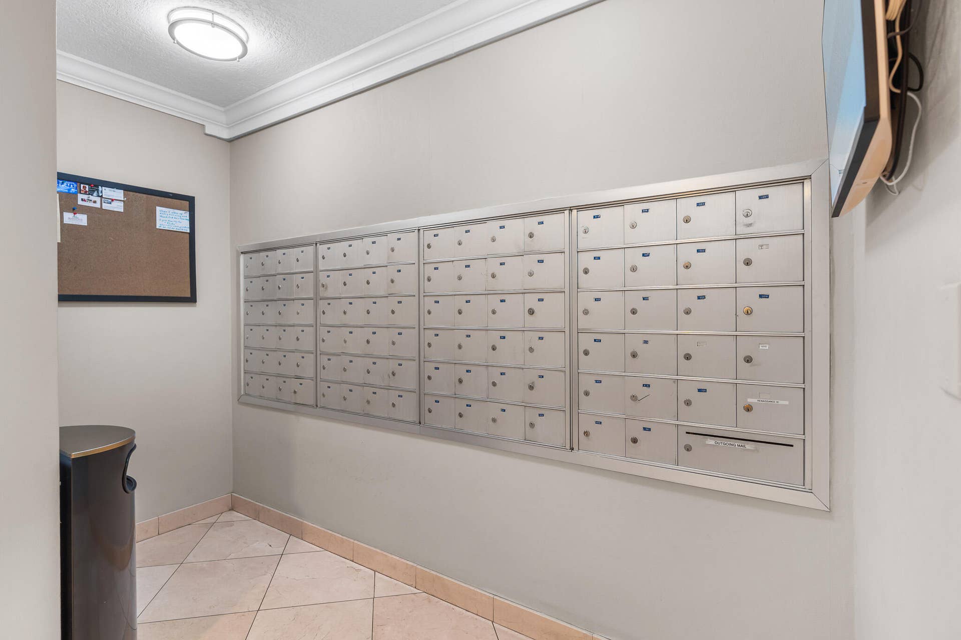 1361 S Ocean Boulevard, #303, Pompano Beach, Pompano Beach, FL 33062 mail area