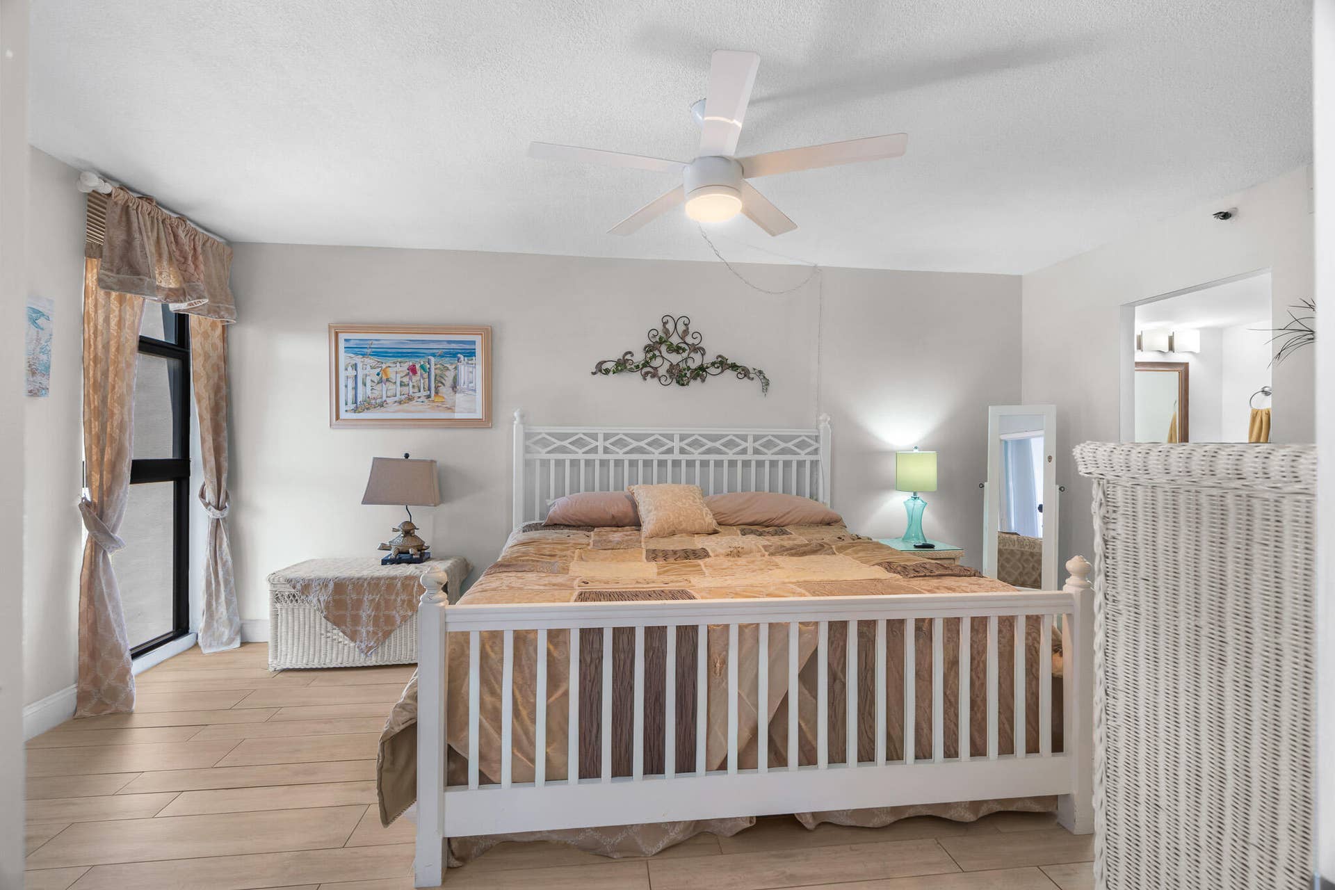 1361 S Ocean Boulevard, #303, Pompano Beach, Pompano Beach, FL 33062 Bedrooms