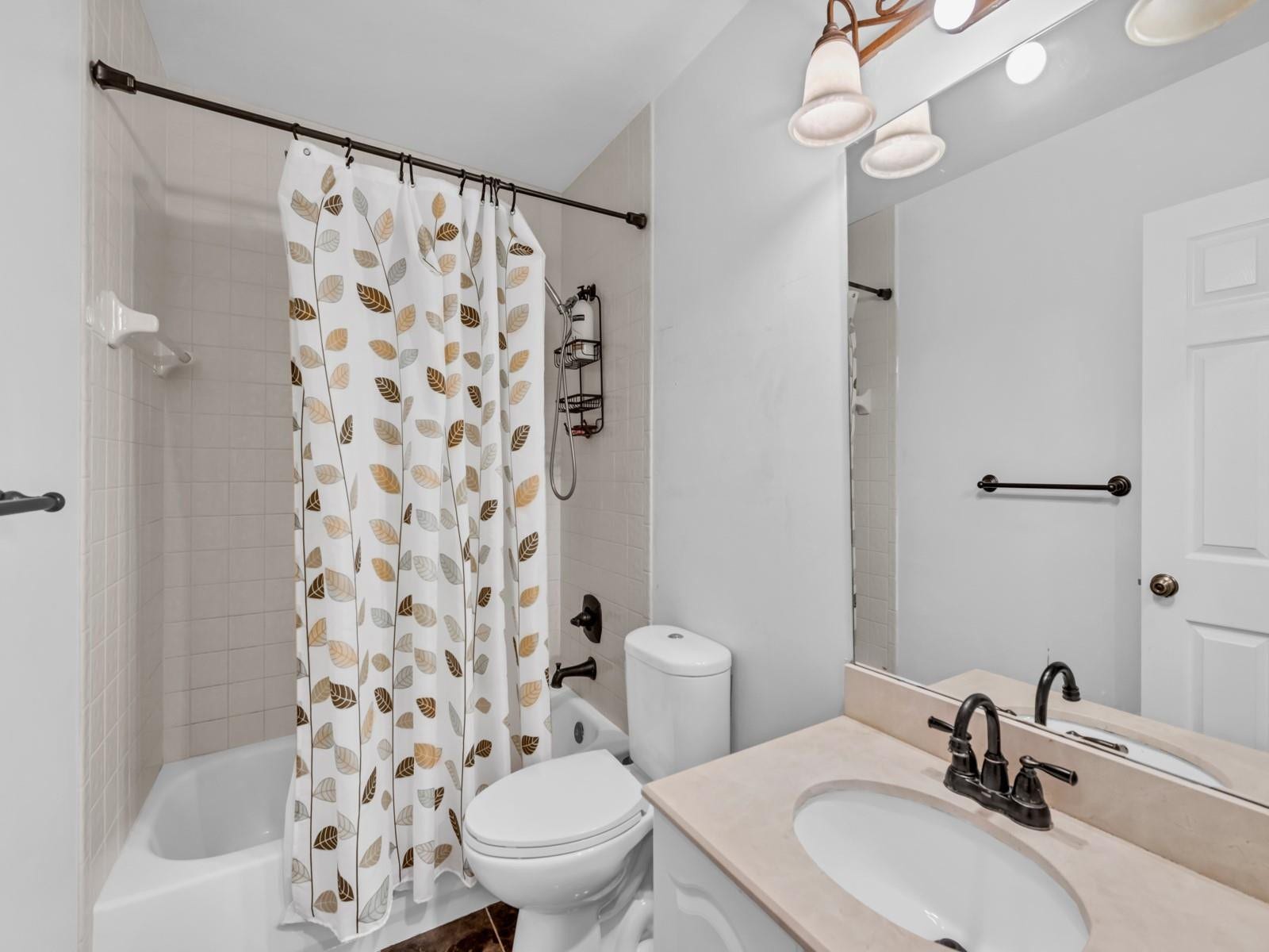 101 Gables Boulevard, Weston, FL 33326 Photo 17