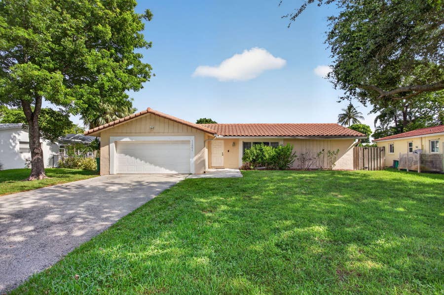 Property photo for 11241 NW 42nd Street, Coral Springs, FL