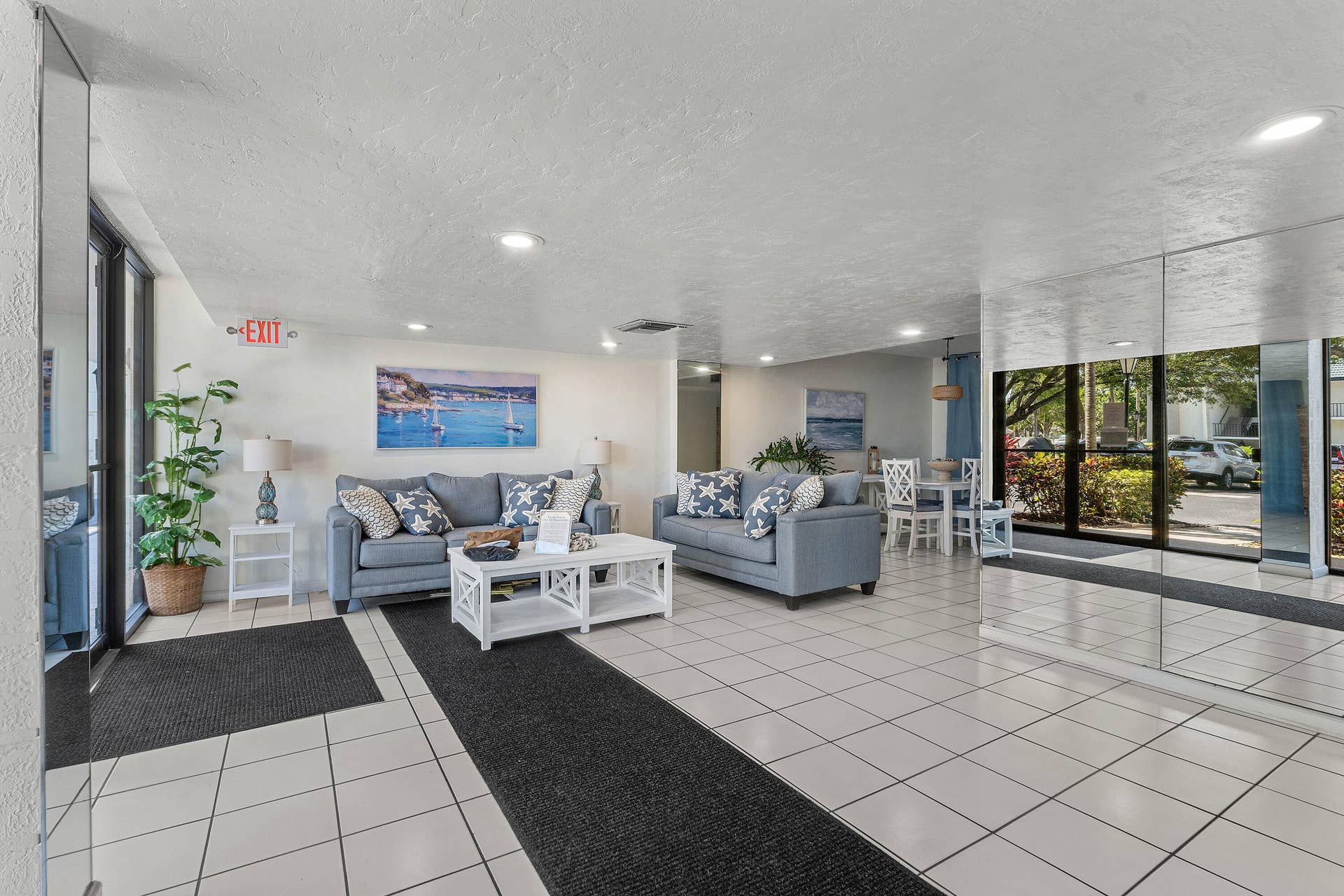 002-1605SouthUSHighway1-M1206-Jupiter-FL