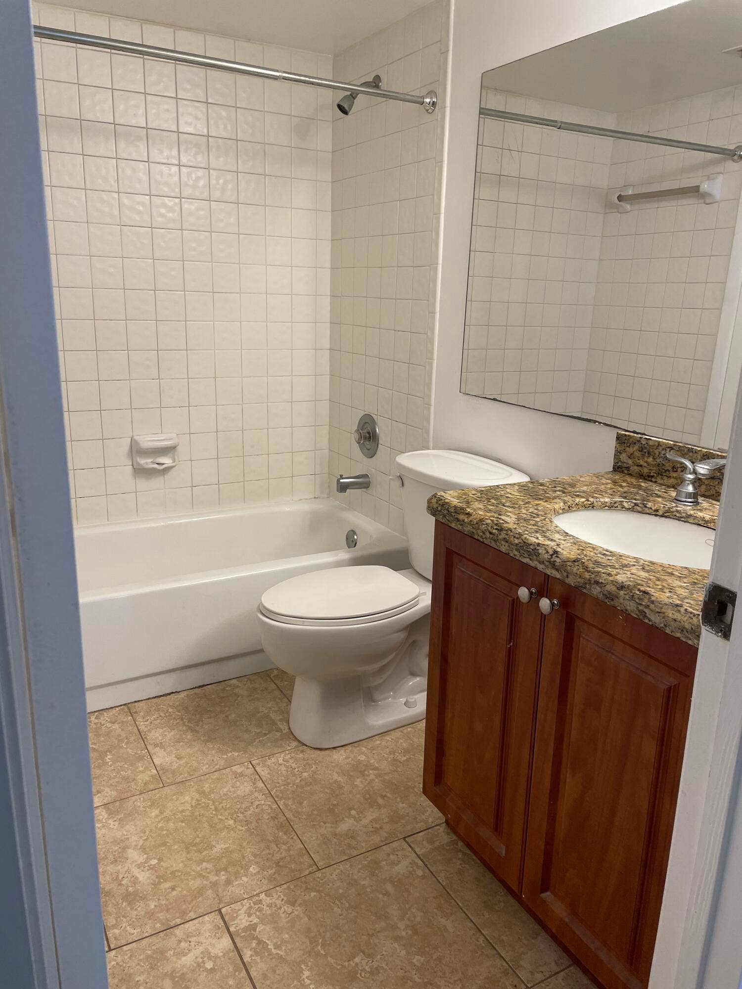 9701 Westview Drive, #1422, Coral Springs, Coral Springs, FL 33076 2nd bathroom