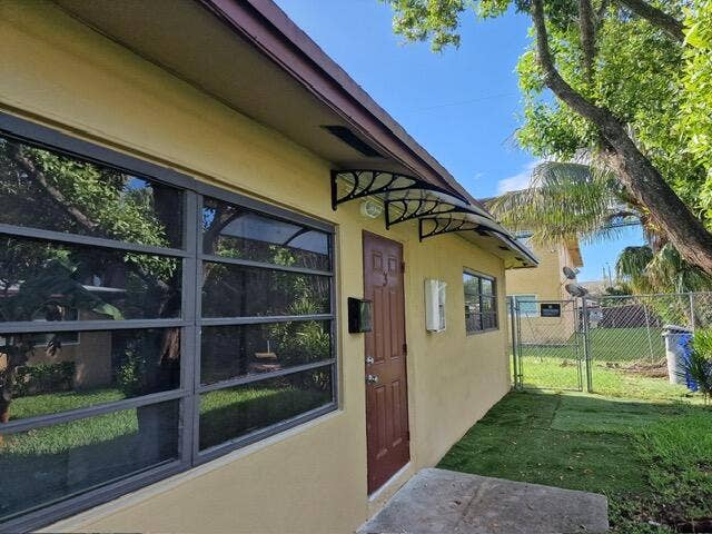 322 SW 2nd Street, #3, Pompano Beach, FL 33060 Exterior front