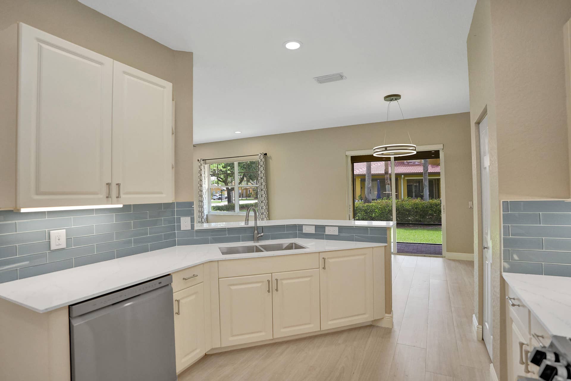 5779 NW 120th Avenue, Coral Springs, Coral Springs, FL 33076 DSC04032