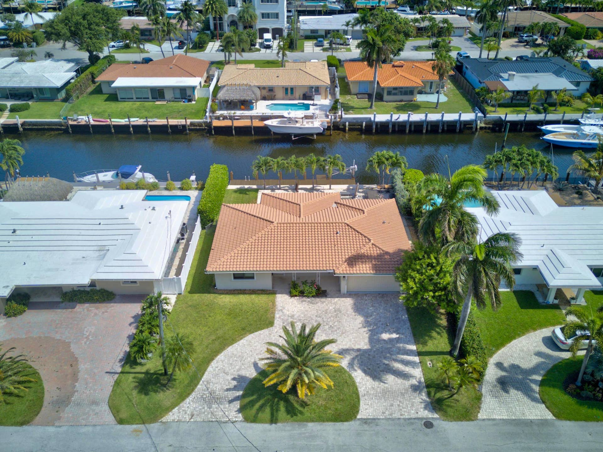 2542 SE 10th Street, Pompano Beach, FL 33062 waters-3