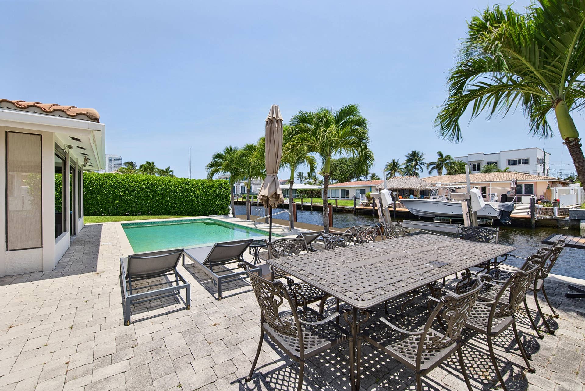 2542 SE 10th Street, Pompano Beach, FL 33062 waters-44