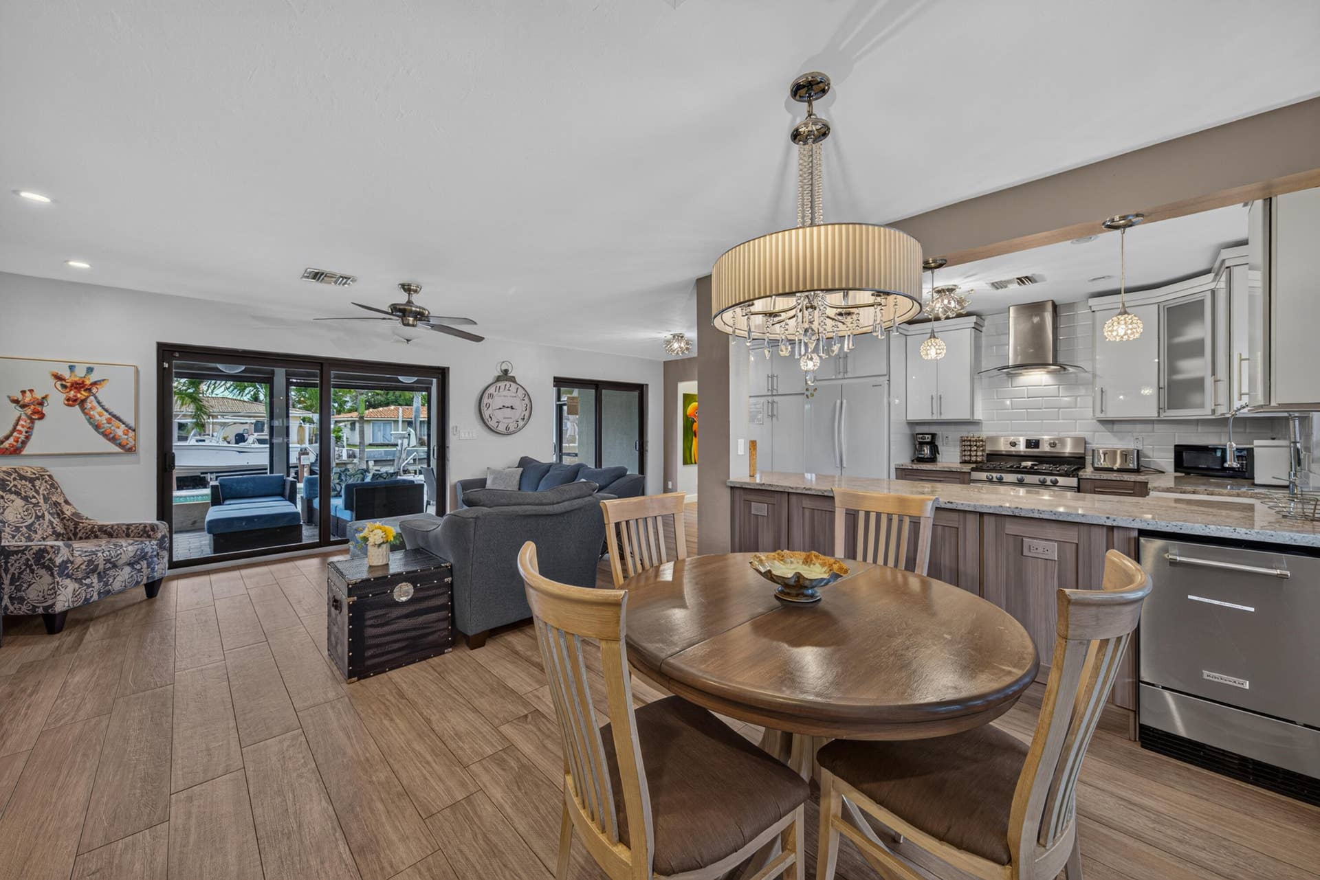 2542 SE 10th Street, Pompano Beach, FL 33062 waters-11
