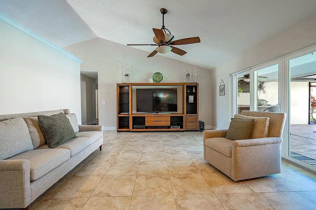22373 Ensenada Way, Boca Raton, FL 33433 c74195a730edc372318e0ed5de62fabc-uncropp