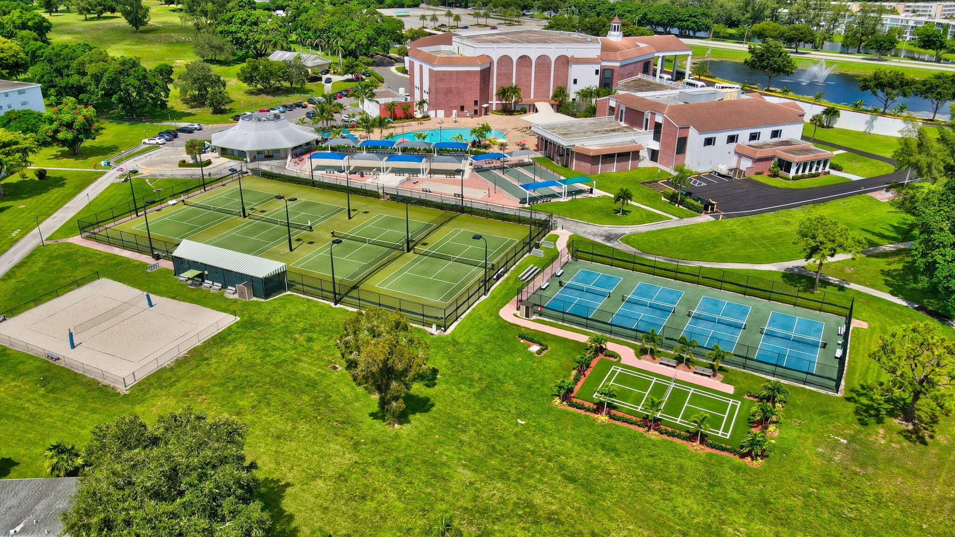 432 Grantham, #B, Deerfield Beach, FL 33442 CENTURY VILLAGE EAST