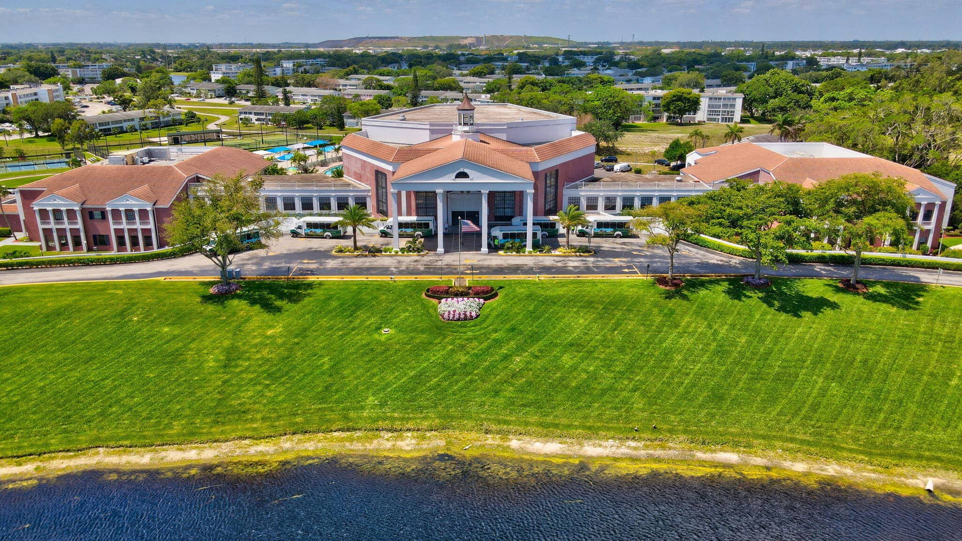 432 Grantham, #B, Deerfield Beach, FL 33442 CENTURY VILLAGE EAST