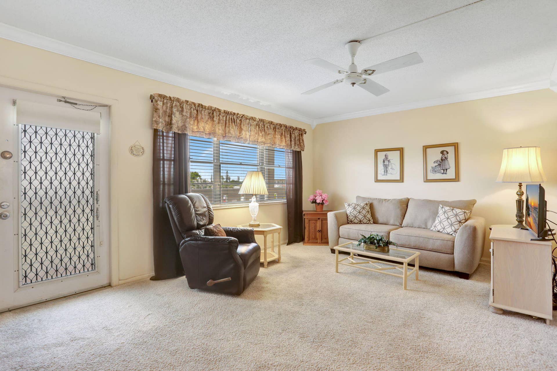 432 Grantham, #B, Deerfield Beach, FL 33442 432 GRANTHAM B 1BR/2BA