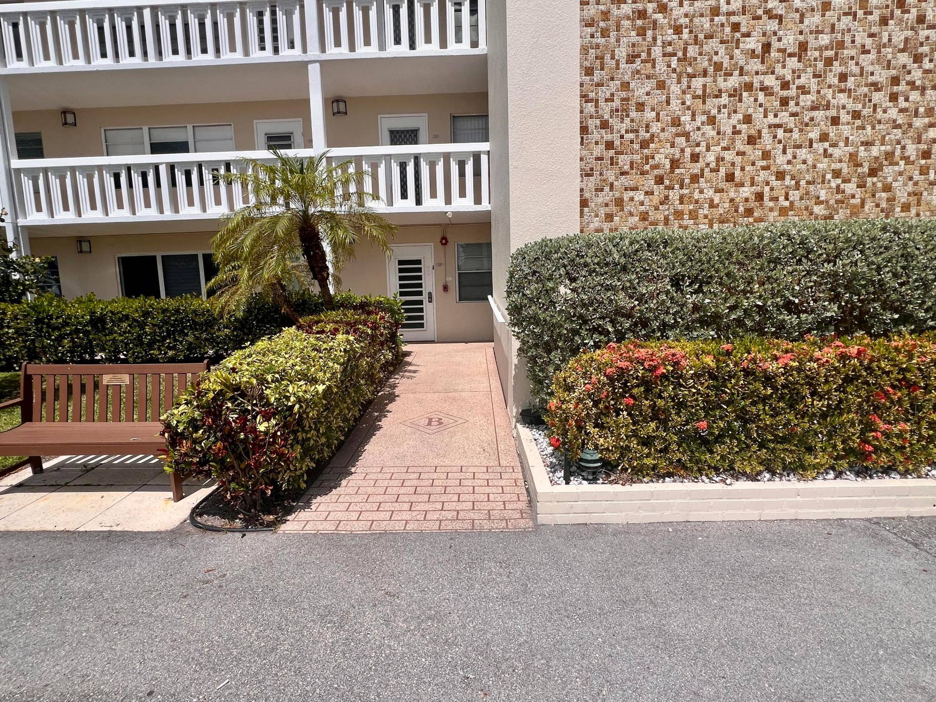 432 Grantham, #B, Deerfield Beach, FL 33442 432 GRANTHAM B 1BR/2BA