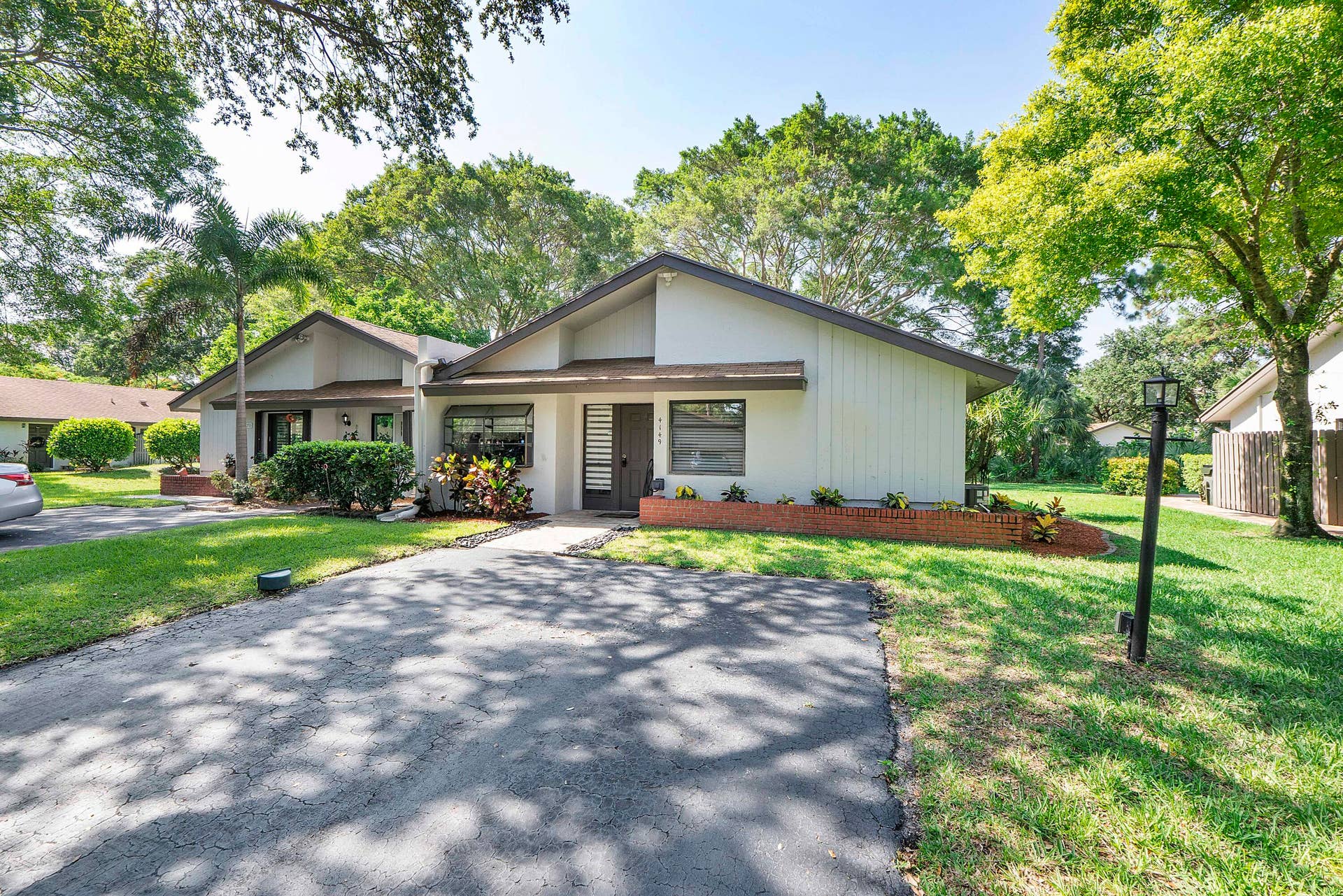 4149 Palm Forest Dr S_036