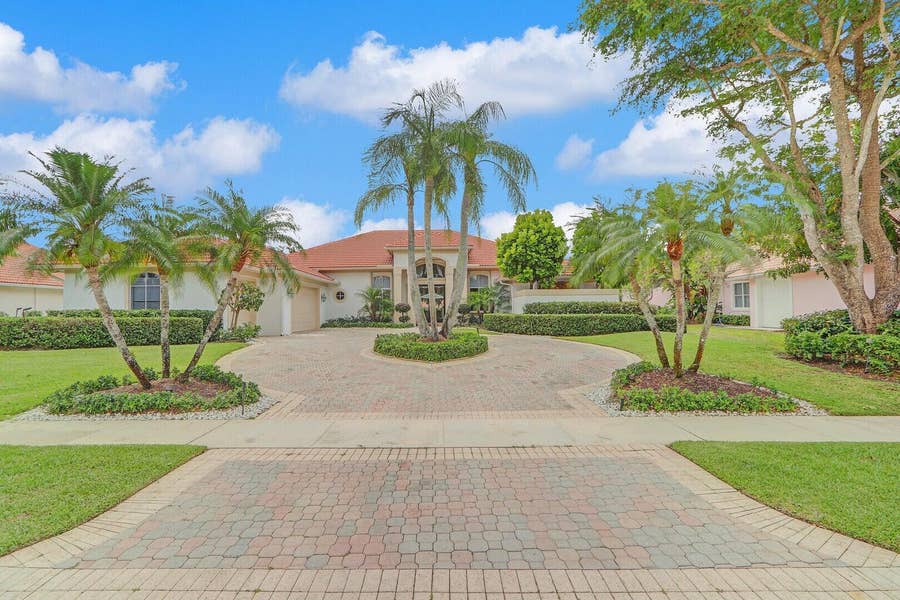 Property photo for 10802 Egret Pointe Lane, West Palm Beach, FL