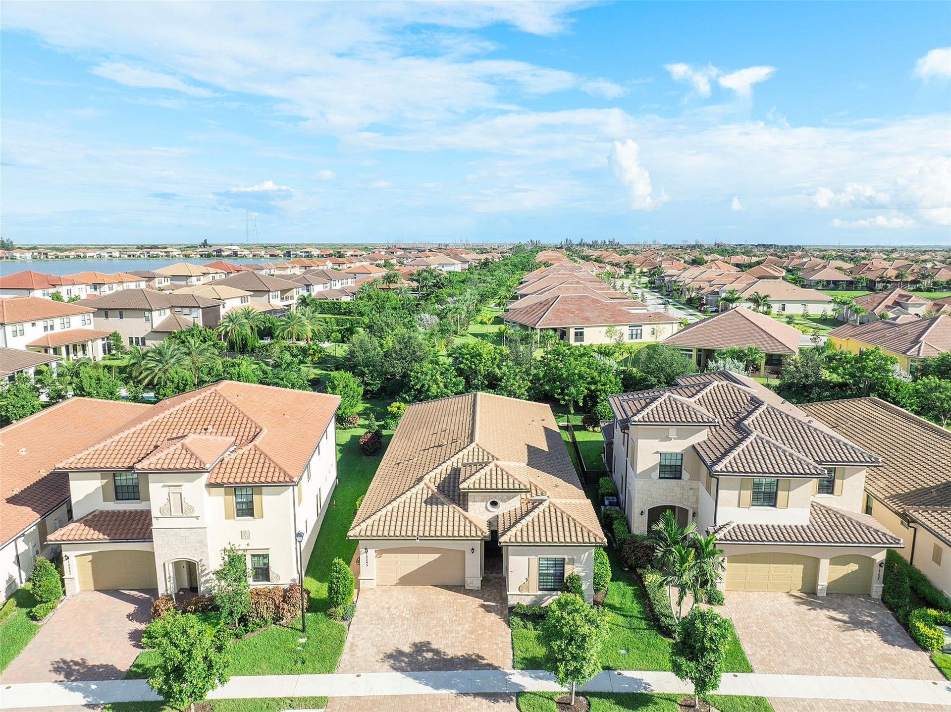 12245 N Baypoint Circle, Parkland, FL 33076 Photo 4
