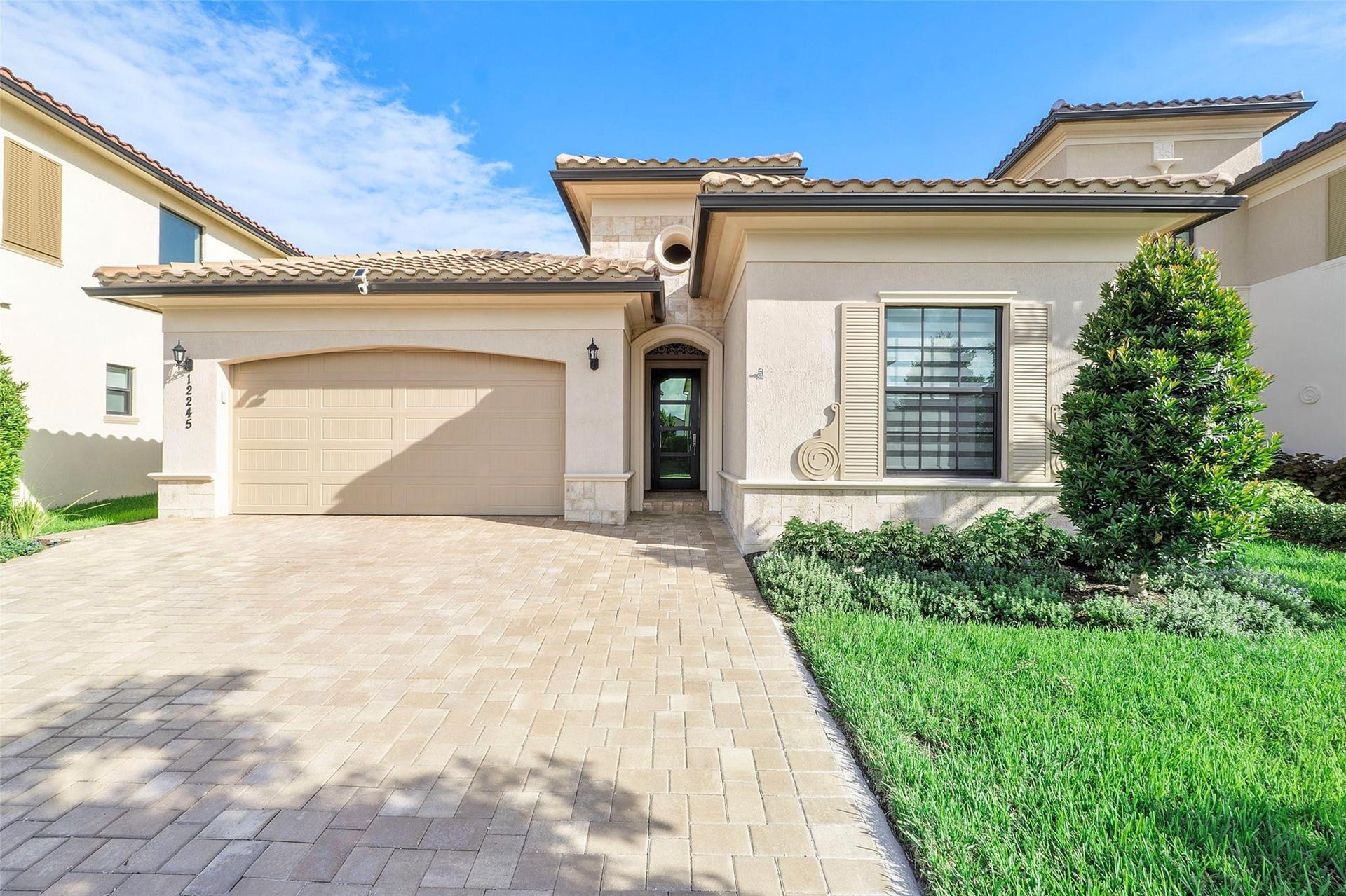 12245 N Baypoint Circle, Parkland, FL 33076 Photo 2