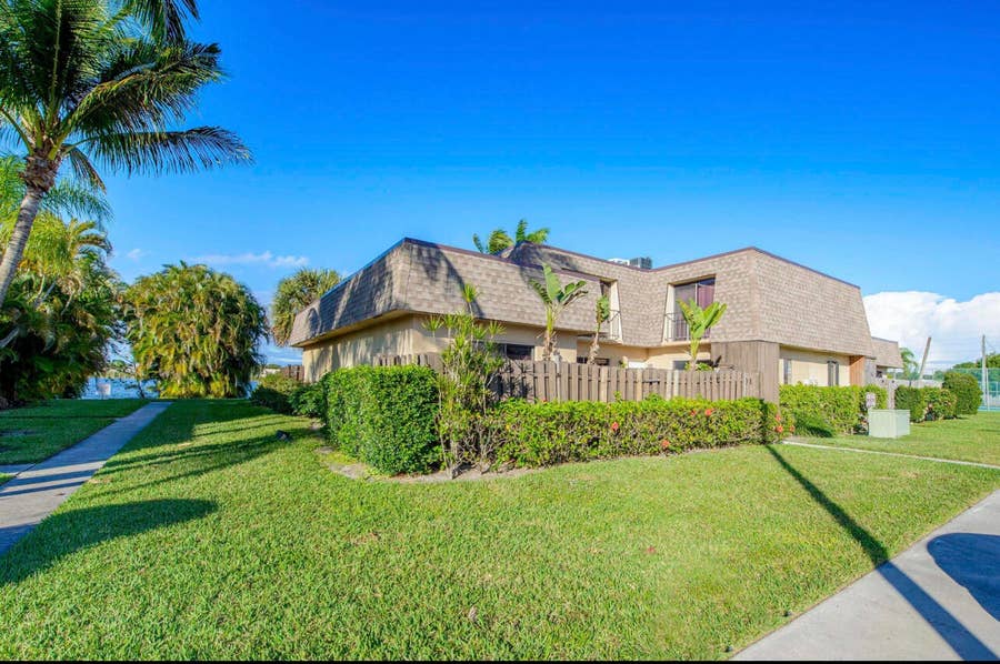 Property photo for 4101 N Waterview Circle, #41-a, Palm Springs, FL