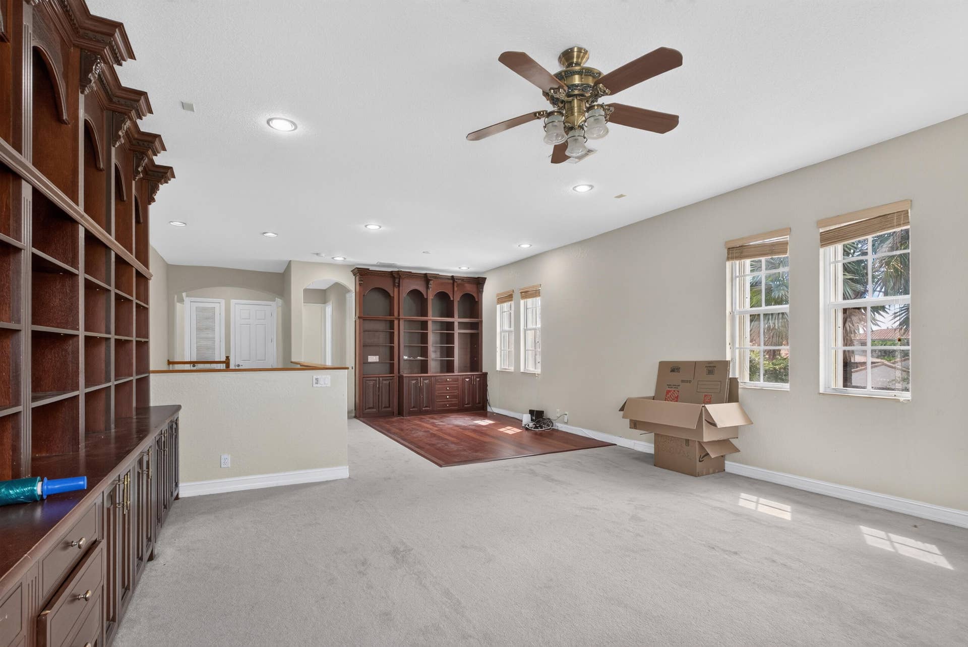 2nd floor Loft Area
