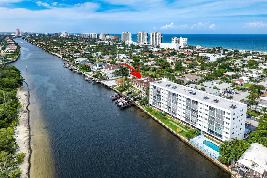 Property photo for 453 NE 19th Avenue, Deerfield Beach, FL