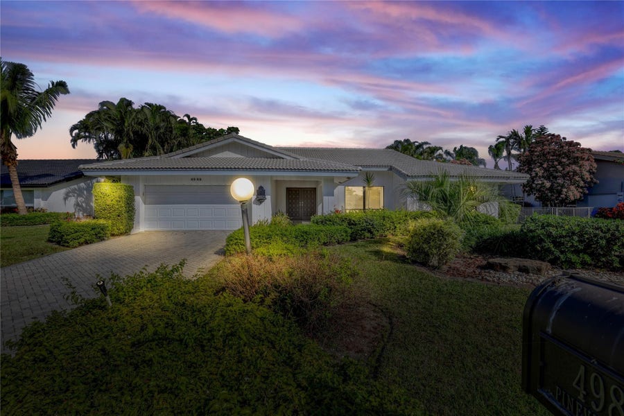 Property photo for 4989 Pineview Circle, Delray Beach, FL