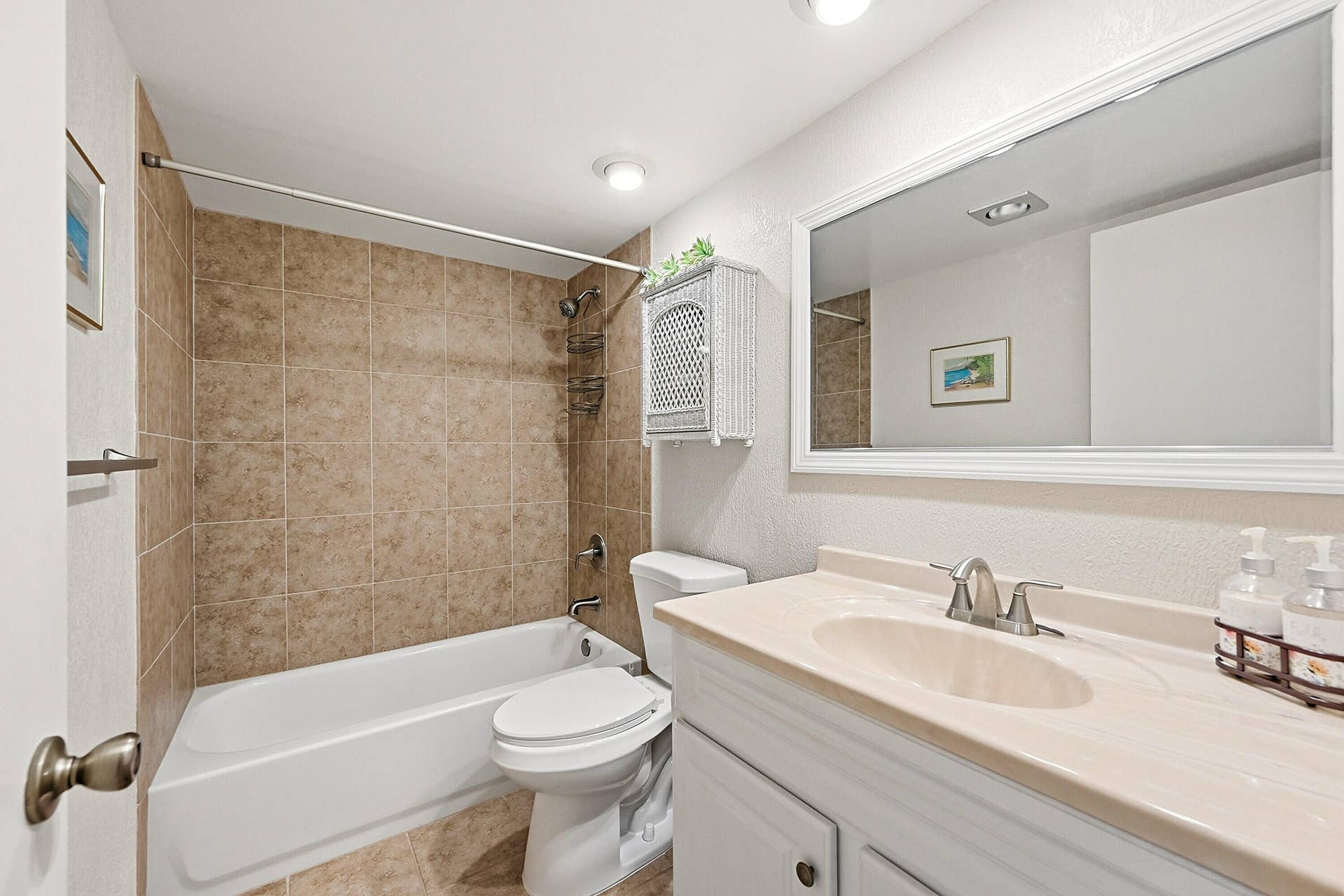 777 S Federal Highway, #H306, Pompano Beach, FL 33062 16_017_stl_1739
