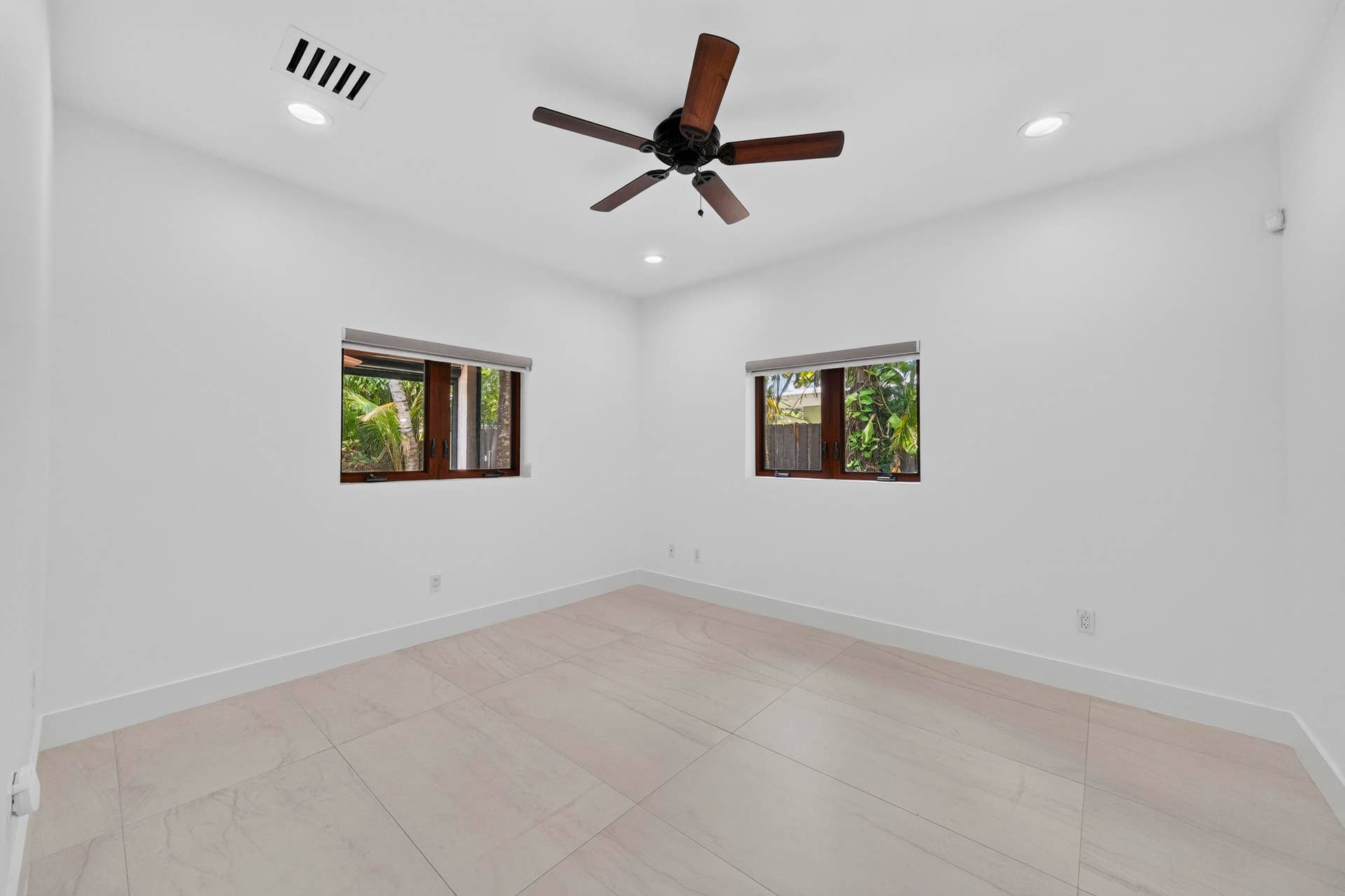2719 NE 19th St. Coral Ridge - Fort Laud