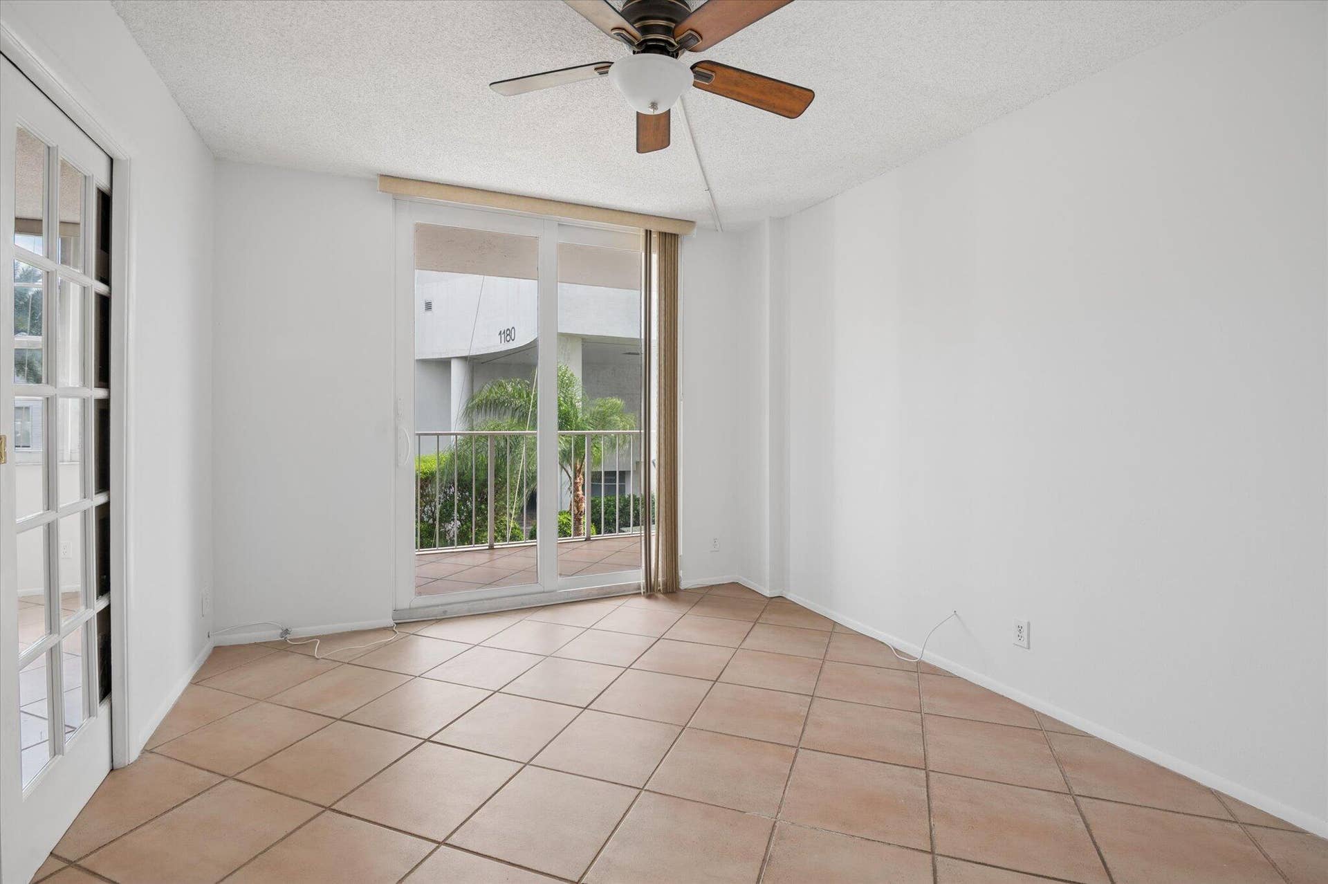 1170 N Federal Highway, #309, Fort Lauderdale, FL 33304 12-Cowan-1170 N Federal Hwy #309-12