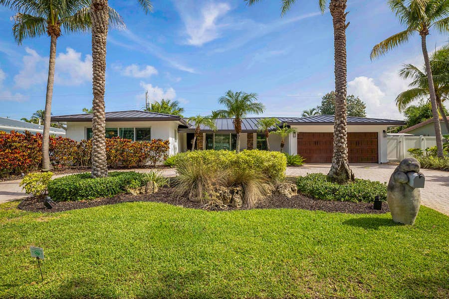Property photo for 2620 NE 53rd Street, Lighthouse Point, FL