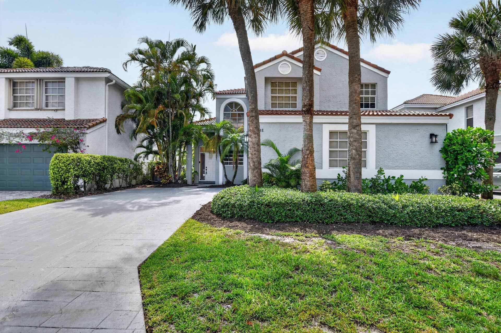 23338 La Vida Way, Boca Raton, FL 33433 Front of home