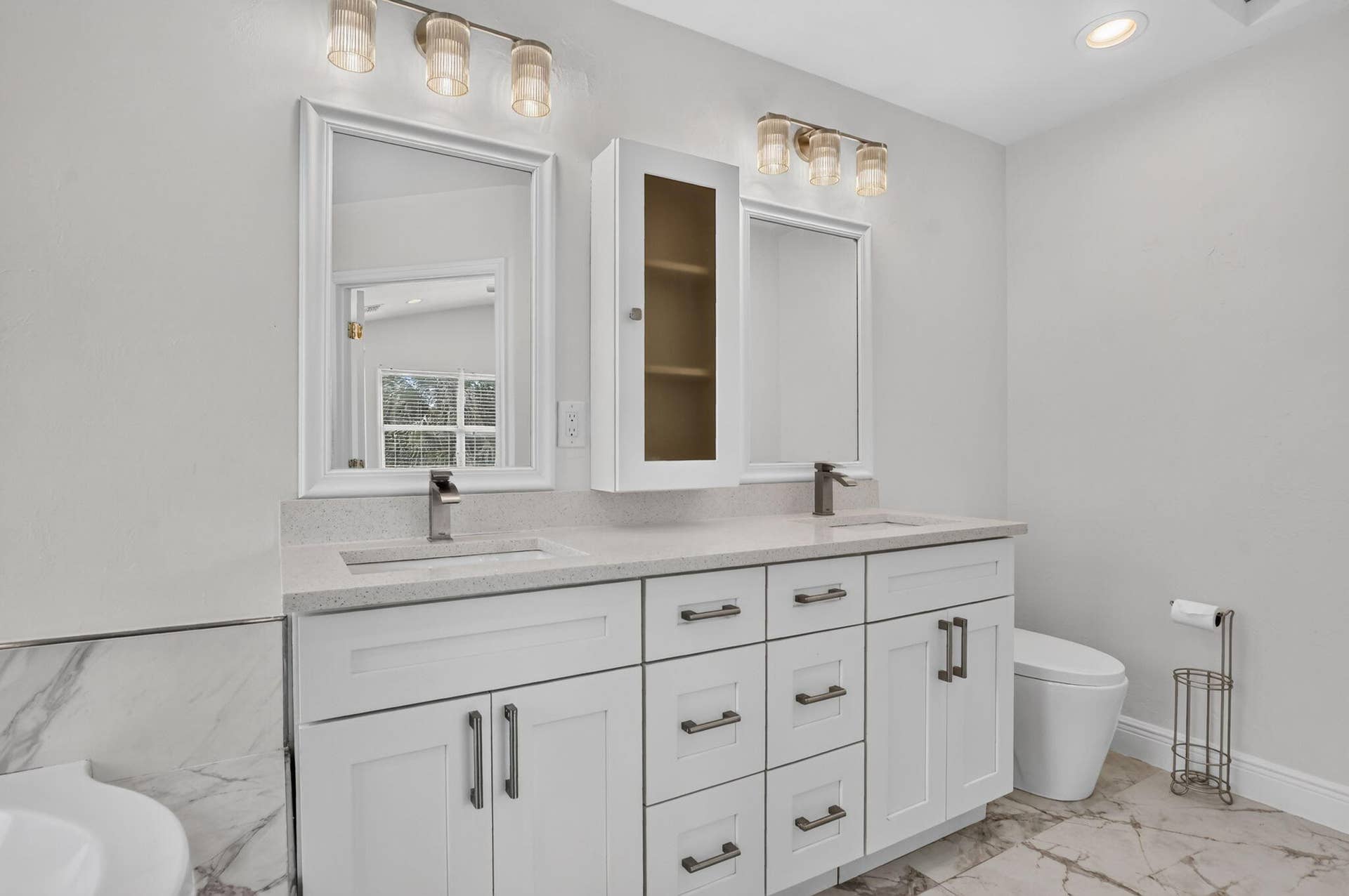 23338 La Vida Way, Boca Raton, FL 33433 Primary Bathroom
