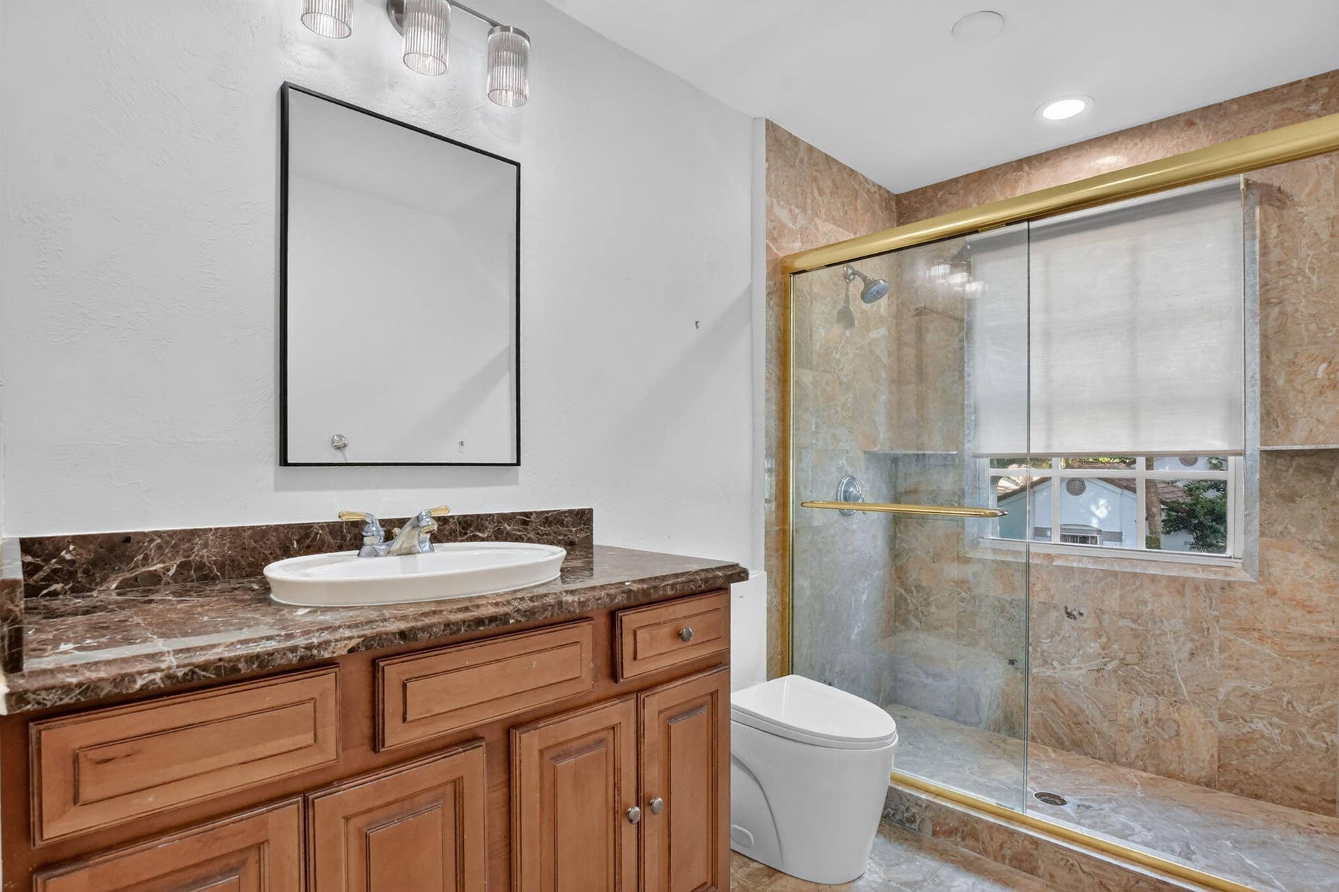 23338 La Vida Way, Boca Raton, FL 33433 3rd Bathroom
