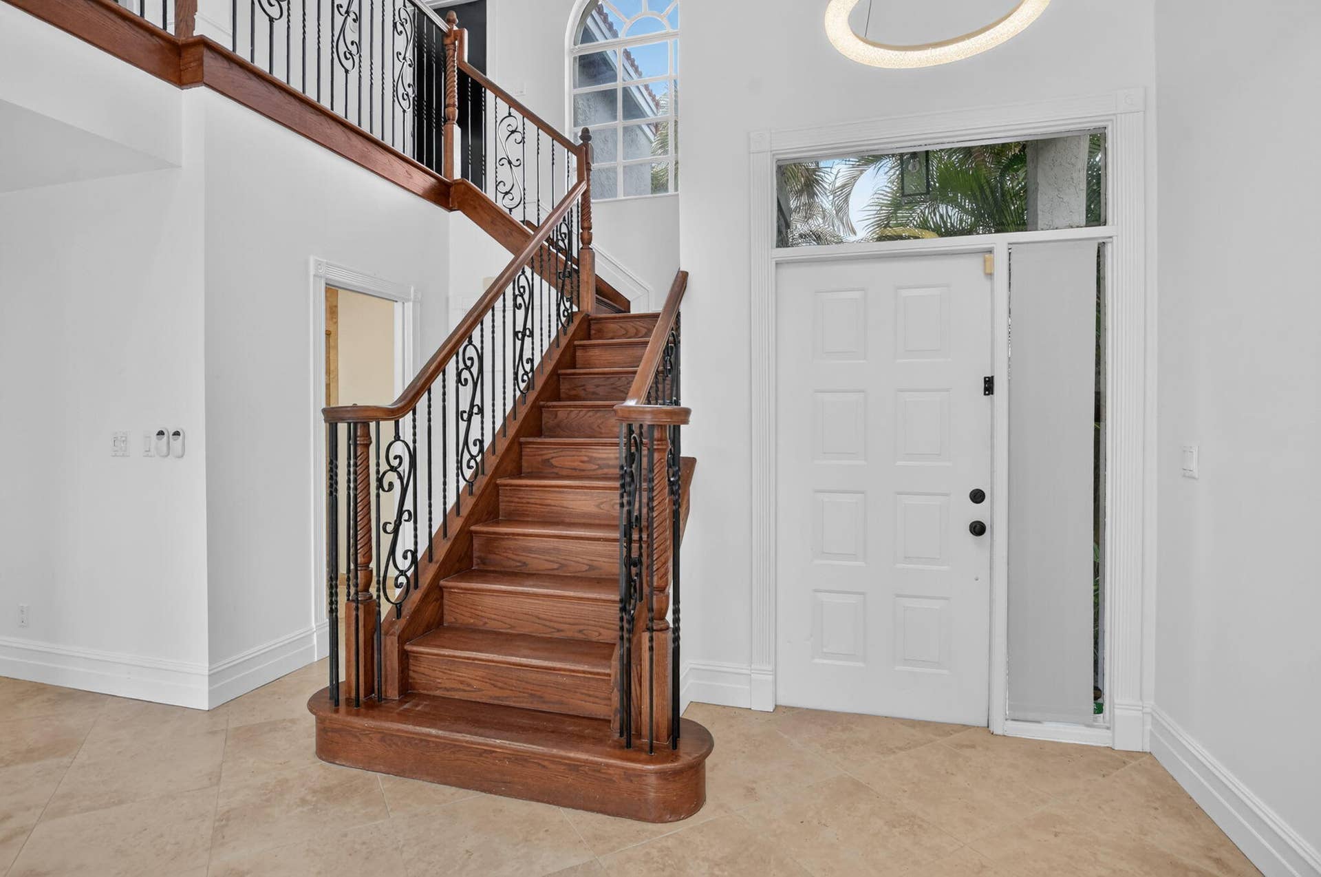 23338 La Vida Way, Boca Raton, FL 33433 Living Room entrance