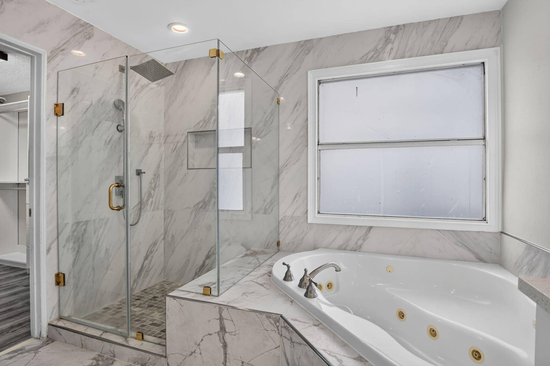 23338 La Vida Way, Boca Raton, FL 33433 Primary Bathroom