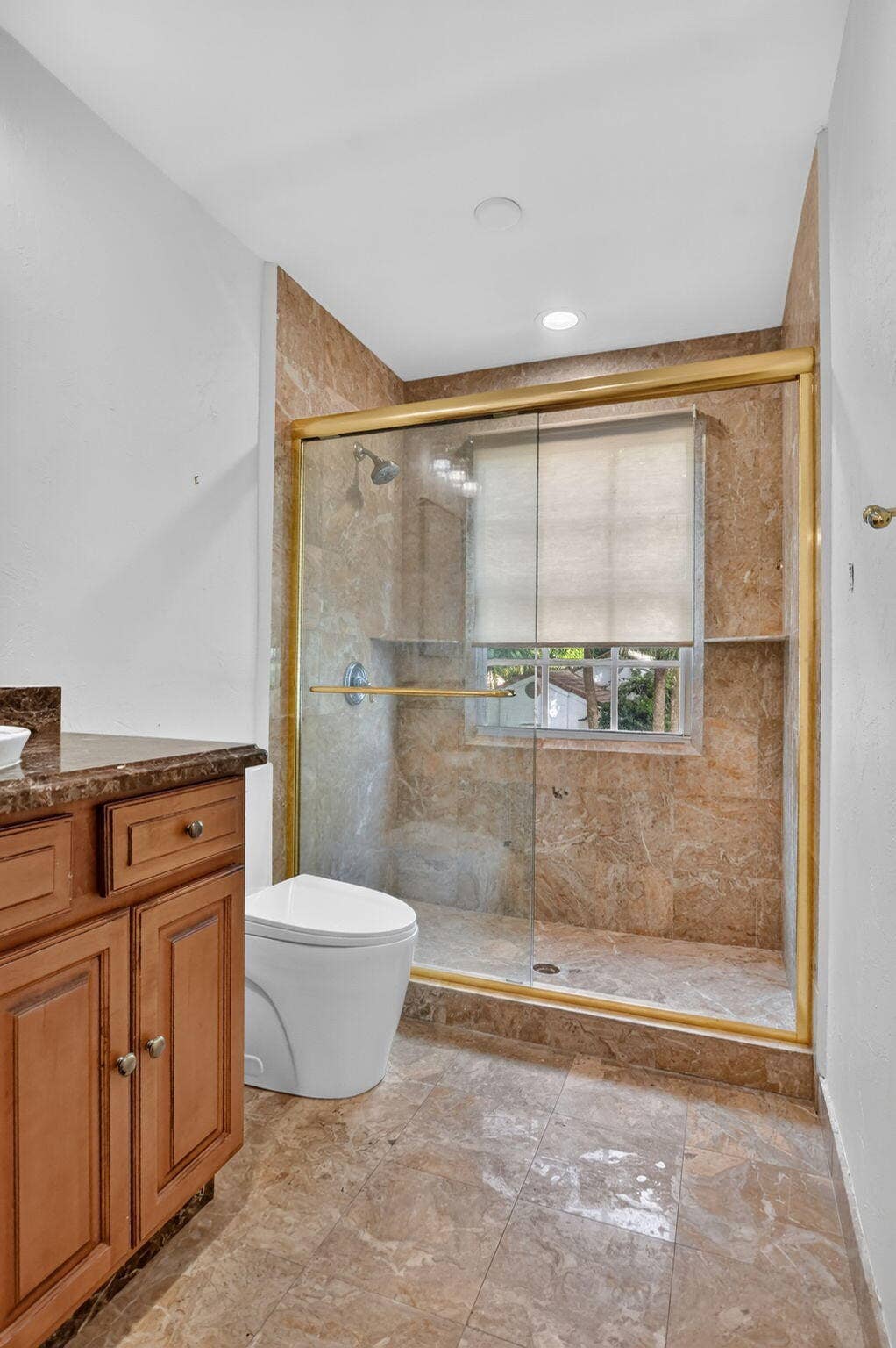 23338 La Vida Way, Boca Raton, FL 33433 3rd Bathroom