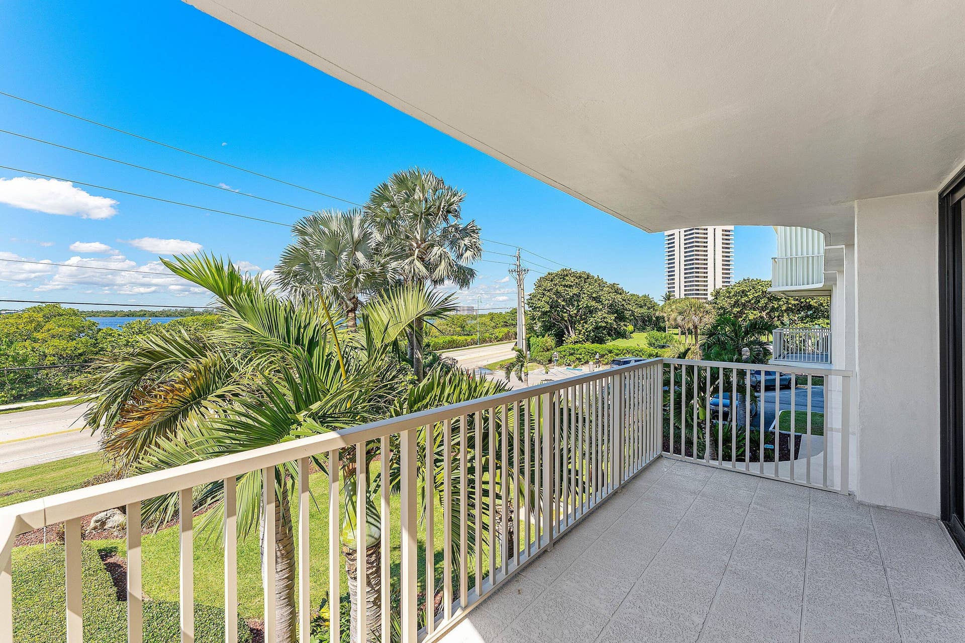 5480 N Ocean Drive, #B1c, Singer Island, Singer Island, FL 33404 Intracoastal Views