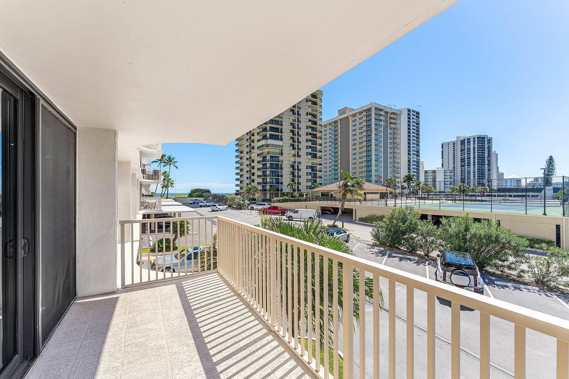 5480 N Ocean Drive, #B1c, Singer Island, Singer Island, FL 33404 So much to see & do!