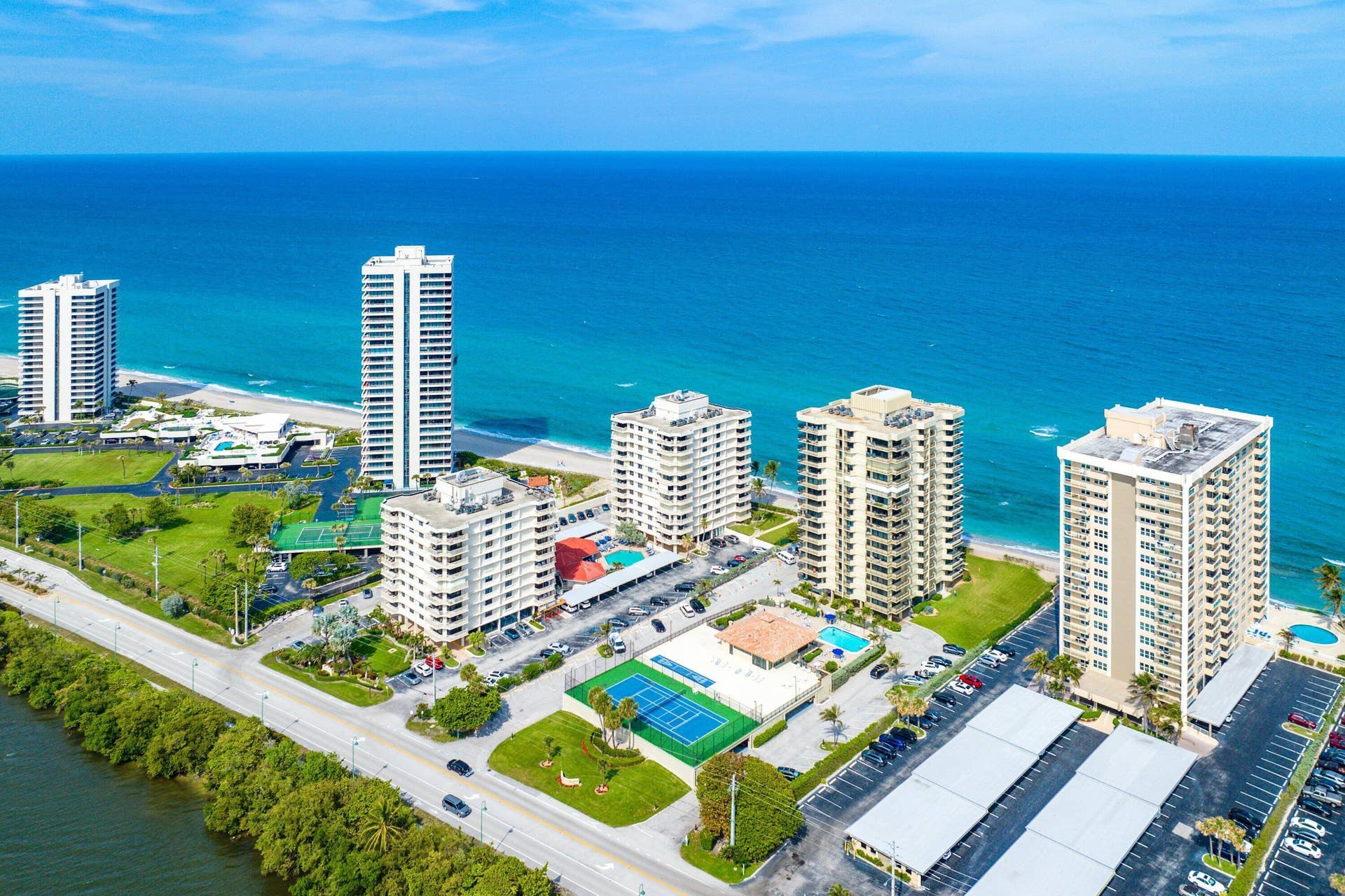 5480 N Ocean Drive, #B1c, Singer Island, Singer Island, FL 33404 GREAT LOCATION