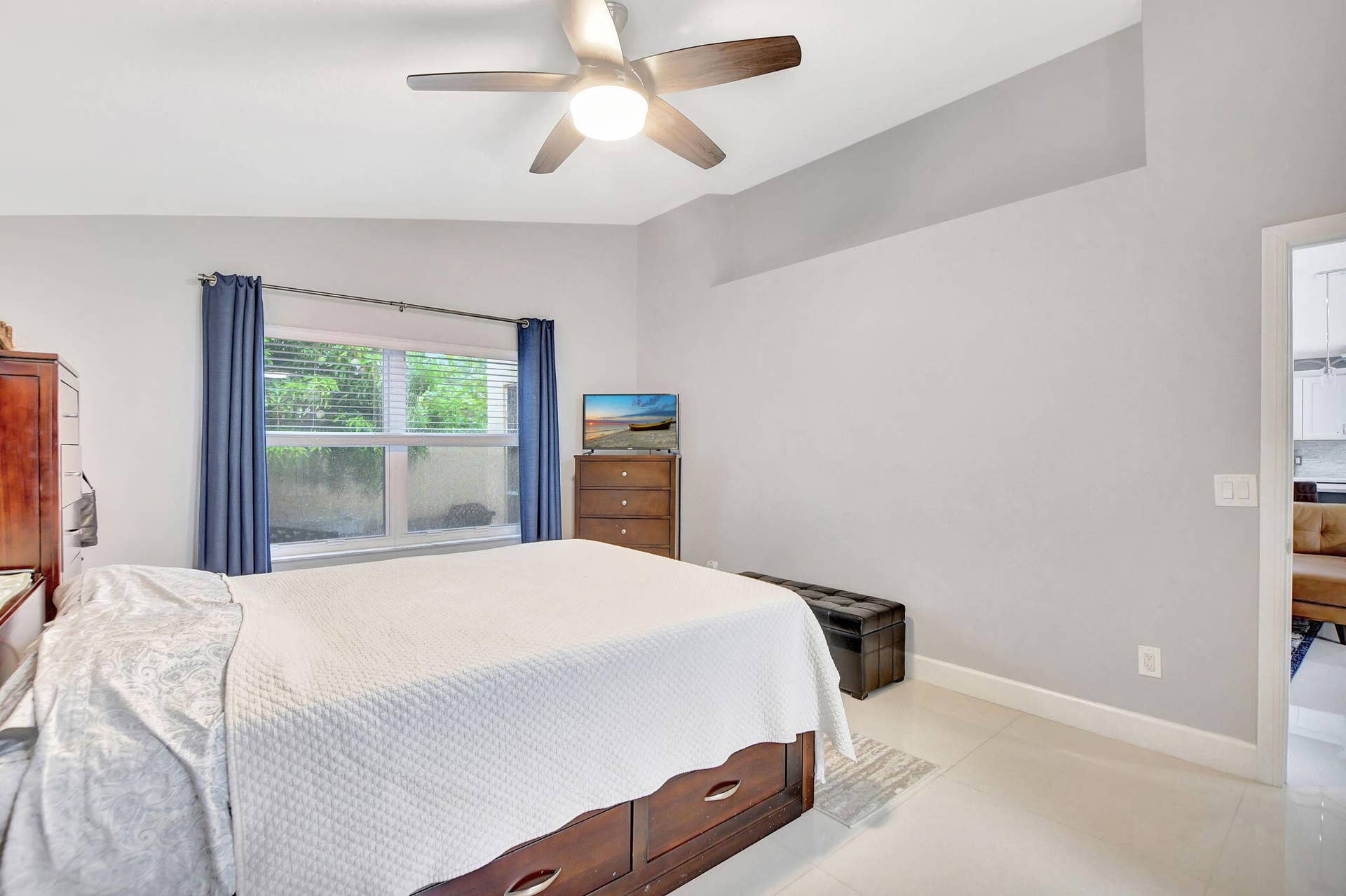 22687 Royal Crown Terrace E, Boca Raton, Boca Raton, FL 33433 22-web-or-mls-DSC_2496